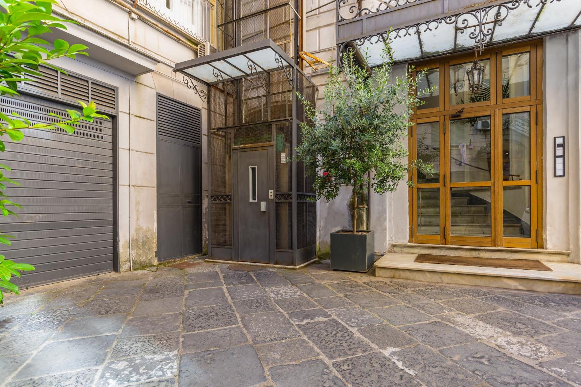 Residenza Trinita Maggiore Naples Exterior photo